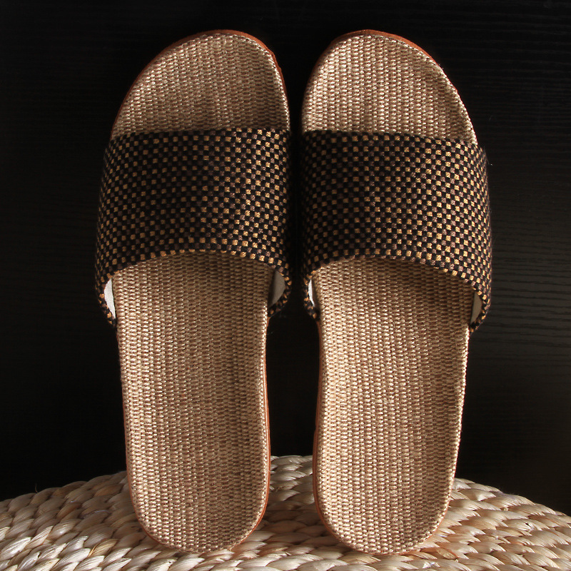 شباشب منزلية جديدة لعام 2023 م - مراجعة Mule Slip On وسعره