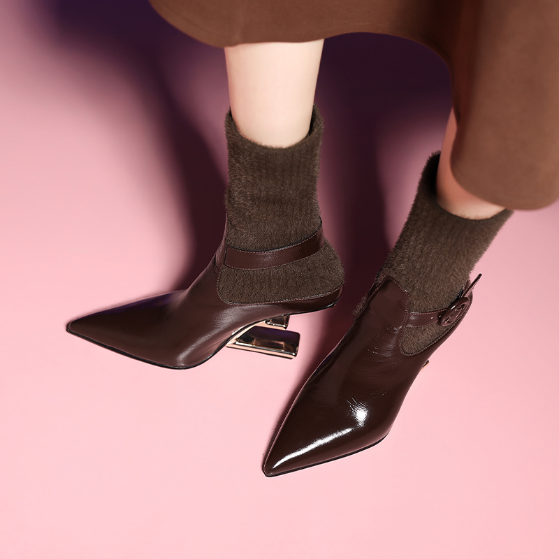 أحذية نسائية شتوية من جلد البق - مراجعة Sock Boot Women وسعره